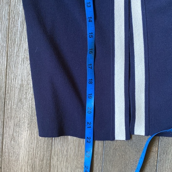 Navy/White Cardigan, size M - Picture 6 of 6